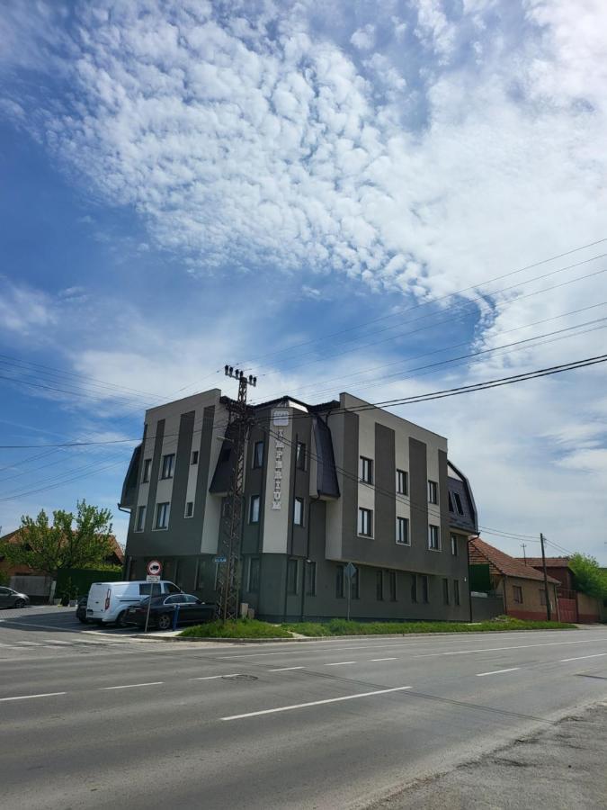 Garni Hotel Imperium Subotica Exterior photo